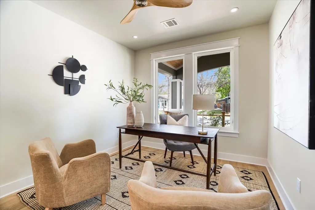 1009 Karen Avenue Austin TX 78757