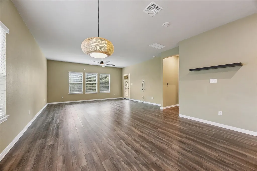 11611 Copperstone Avenue Austin TX 78748