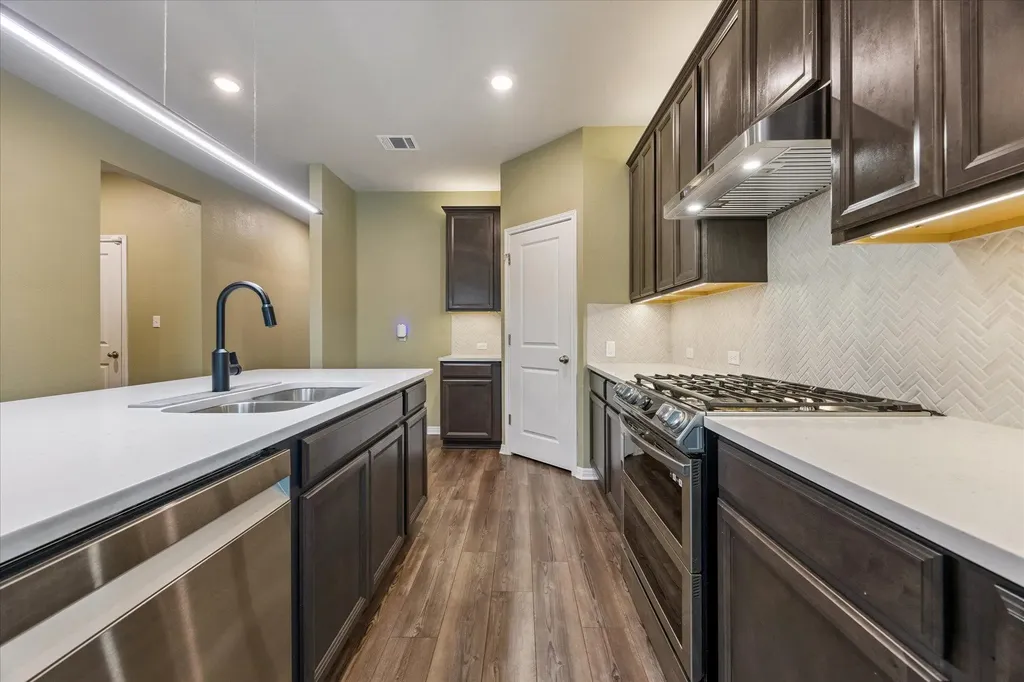 11611 Copperstone Avenue Austin TX 78748