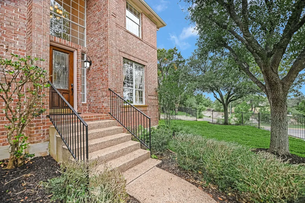 10201 Spicewood Mesa Austin TX 78759