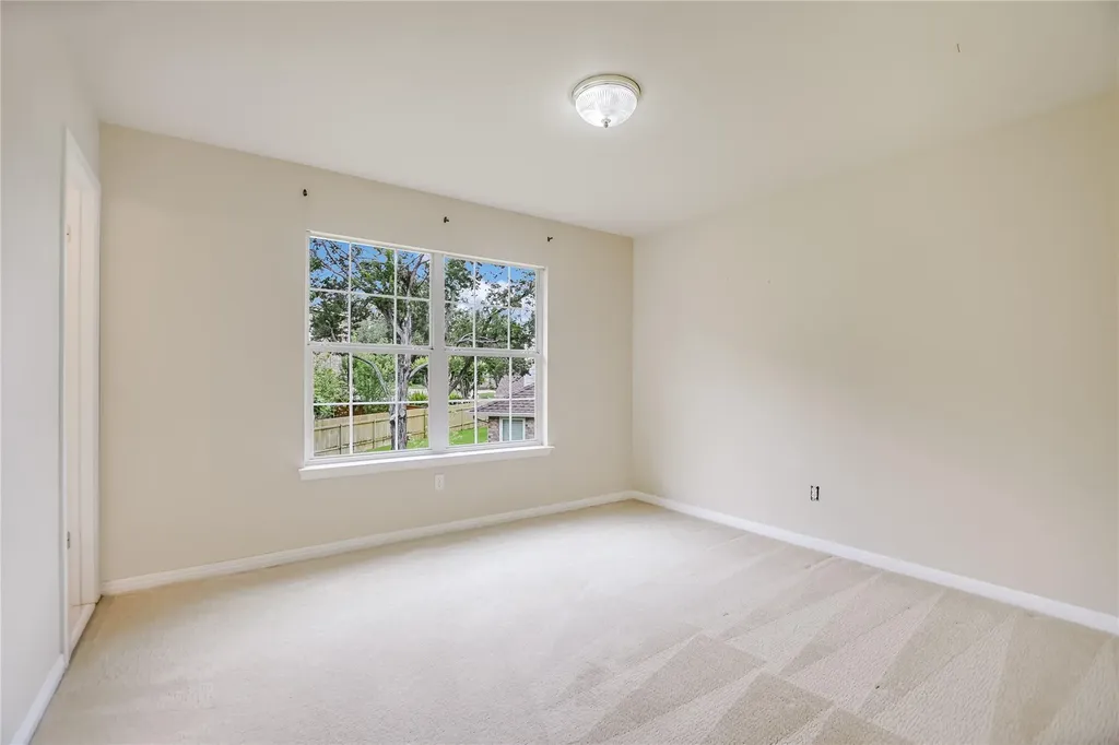 10201 Spicewood Mesa Austin TX 78759