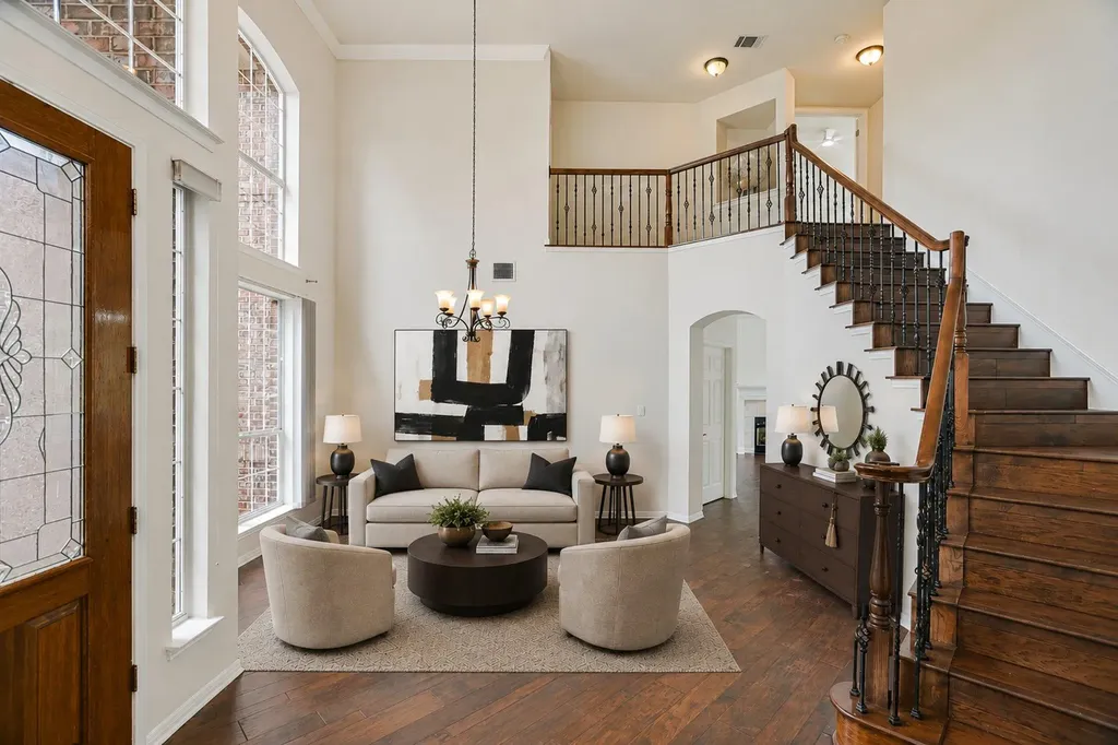 10201 Spicewood Mesa Austin TX 78759