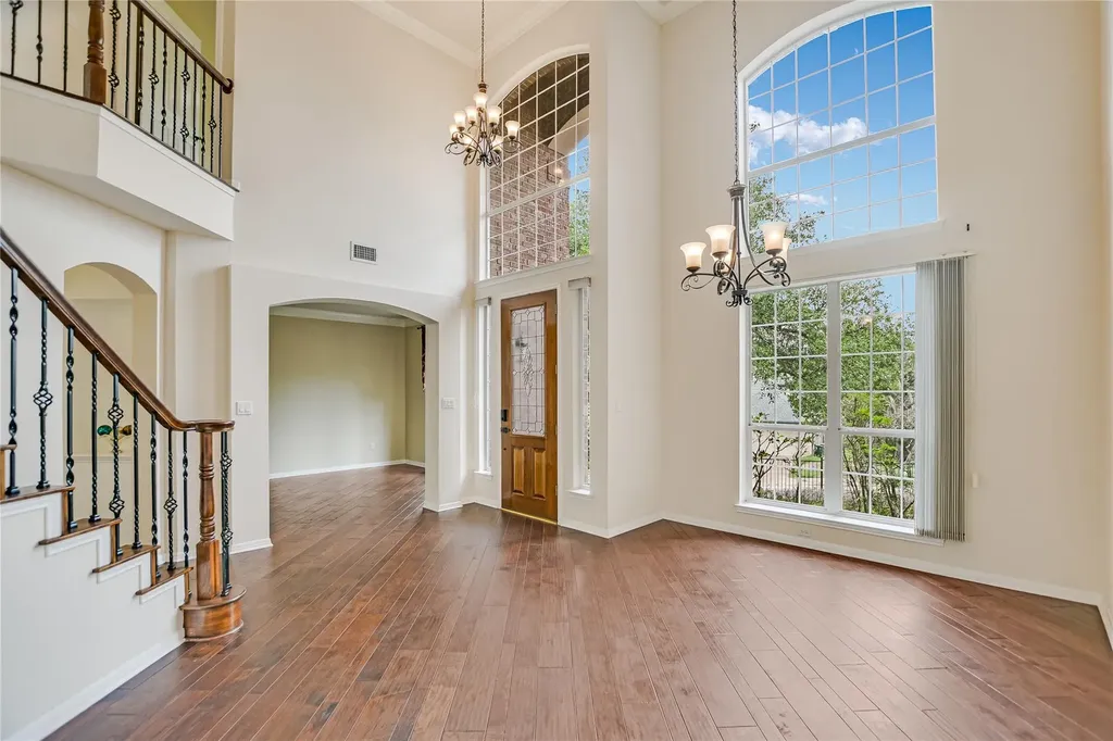 10201 Spicewood Mesa Austin TX 78759