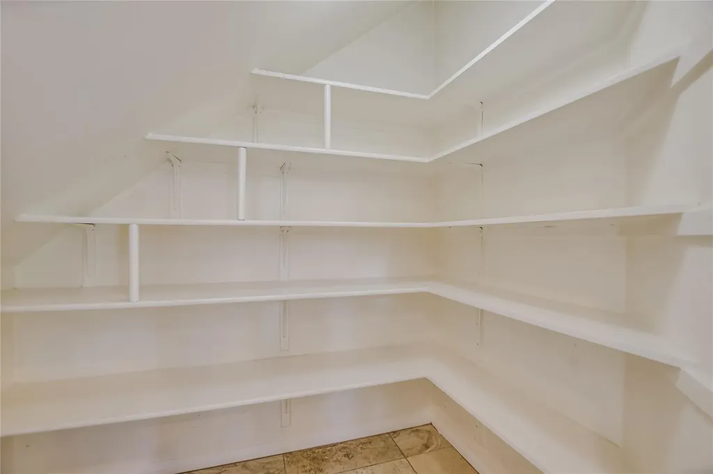 10201 Spicewood Mesa Austin TX 78759