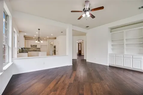10201 Spicewood Mesa Austin TX 78759