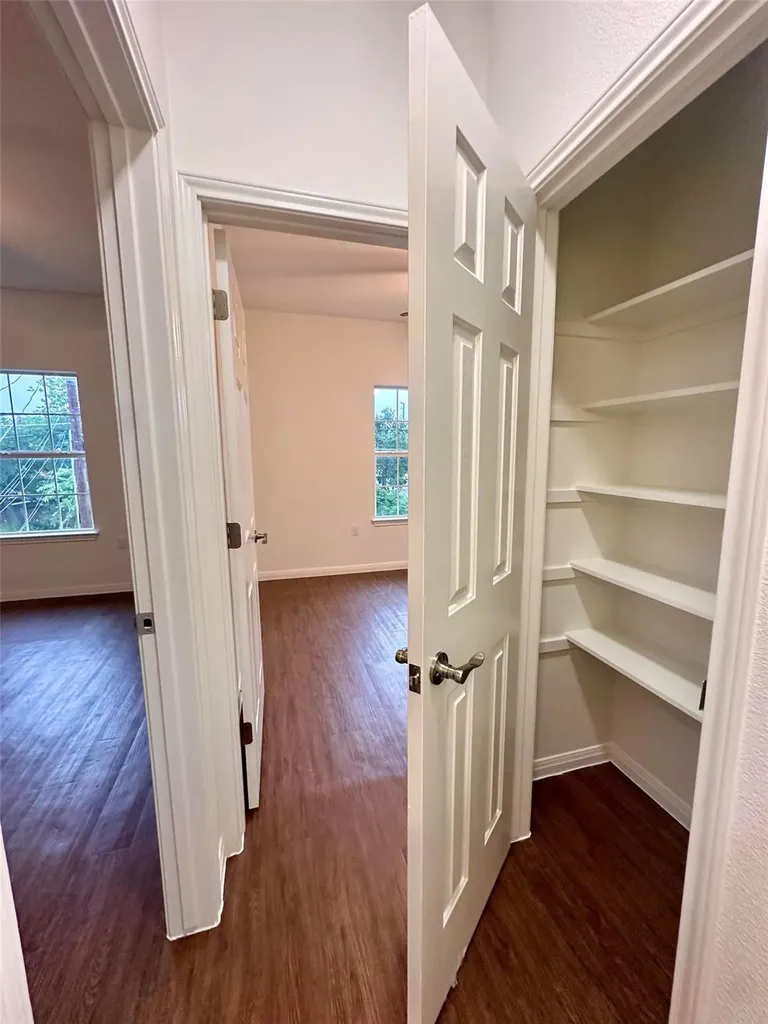 4713 4713 Street Austin TX 78721