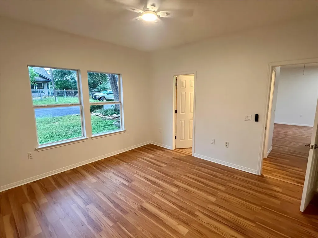 4713 4713 Street Austin TX 78721