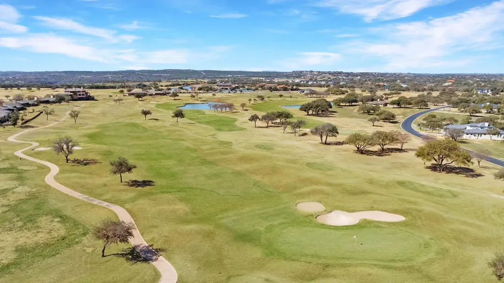 2401 Kahala Sunset Drive Spicewood TX 78669