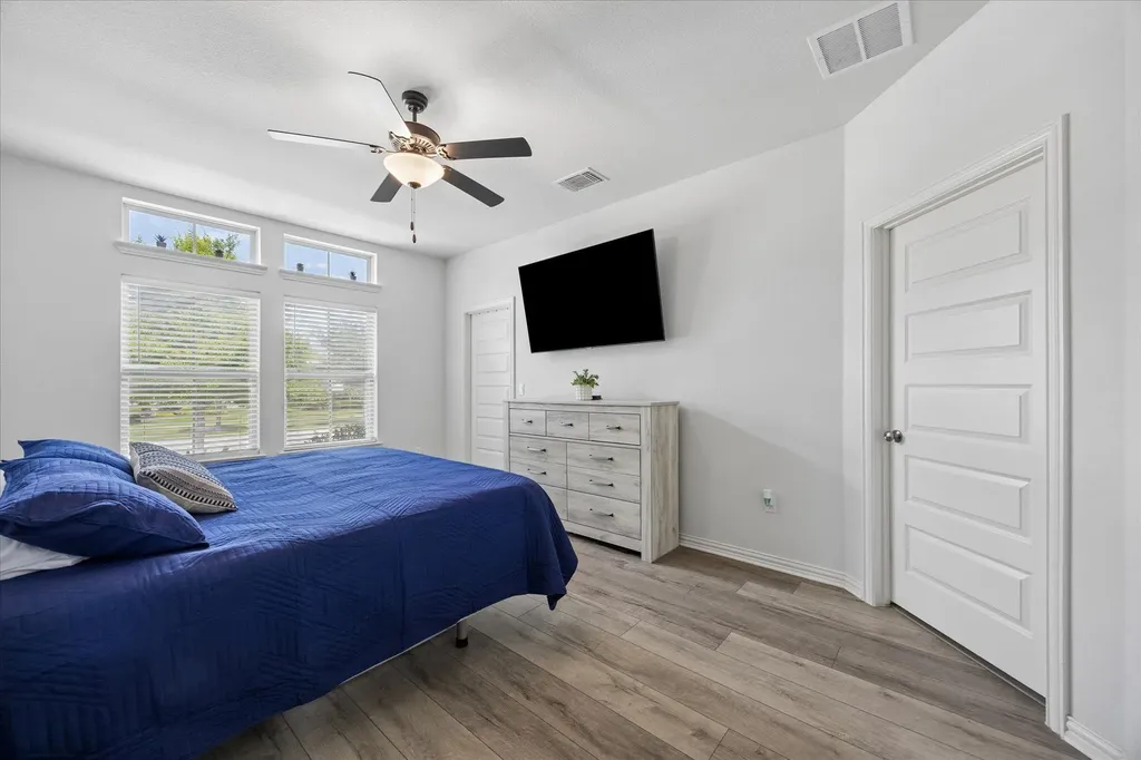 8720 Mina Drive Austin TX 78747