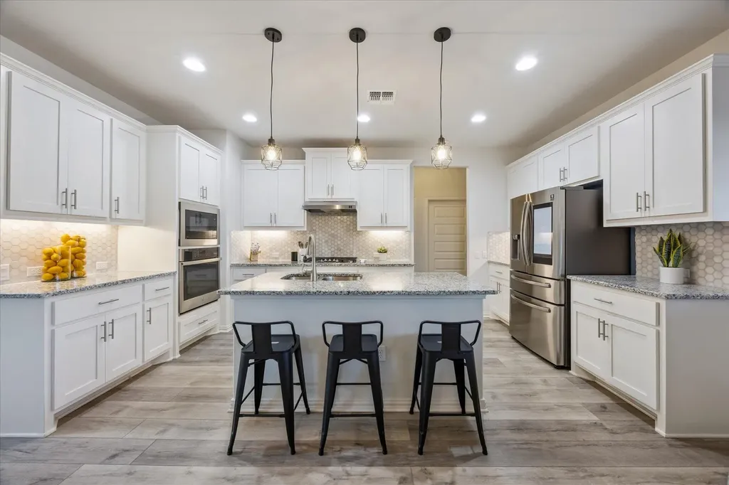 8720 Mina Drive Austin TX 78747