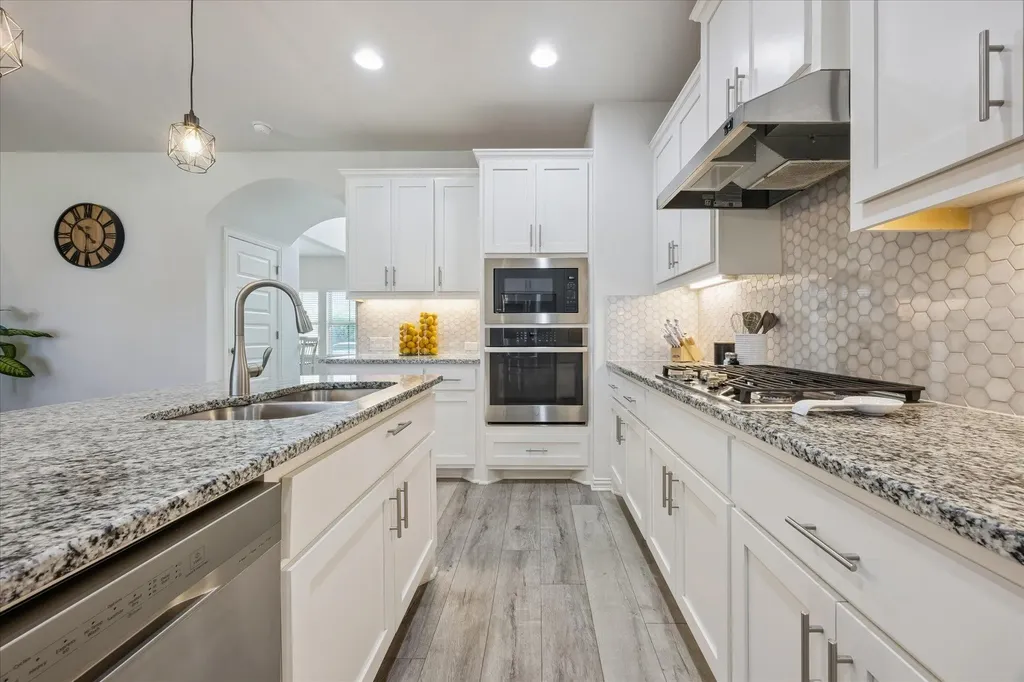 8720 Mina Drive Austin TX 78747