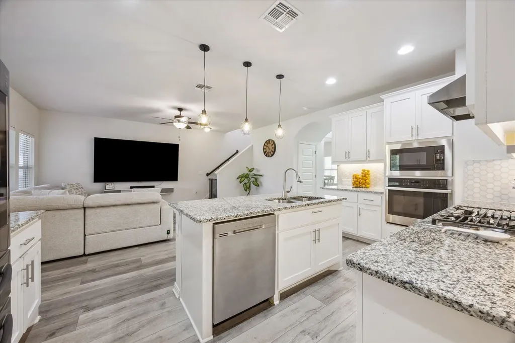 8720 Mina Drive Austin TX 78747