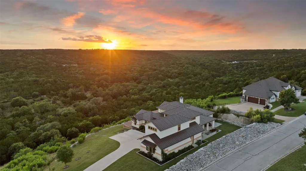 713 Laughing Dog Court Leander TX 78641