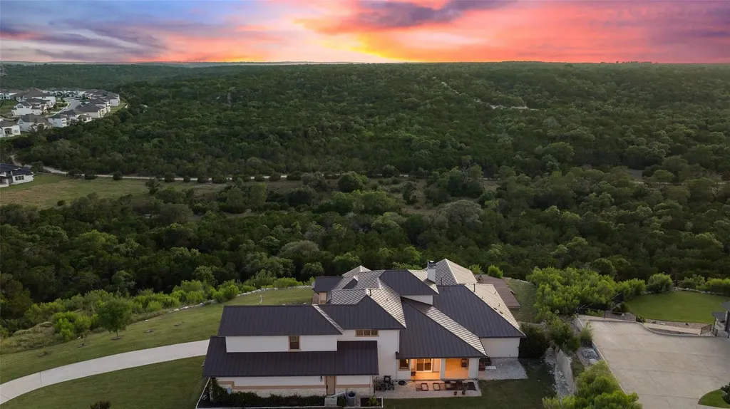 713 Laughing Dog Court Leander TX 78641