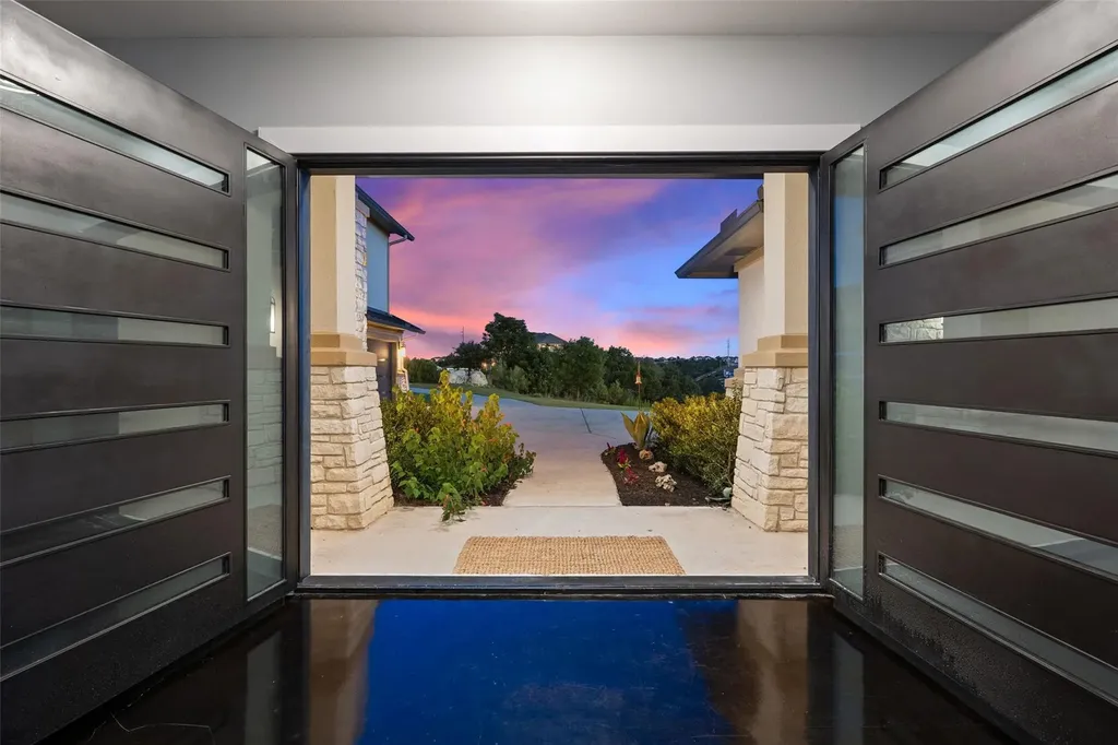 713 Laughing Dog Court Leander TX 78641