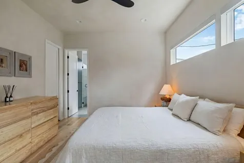 1804 Walnut Avenue Austin TX 78702