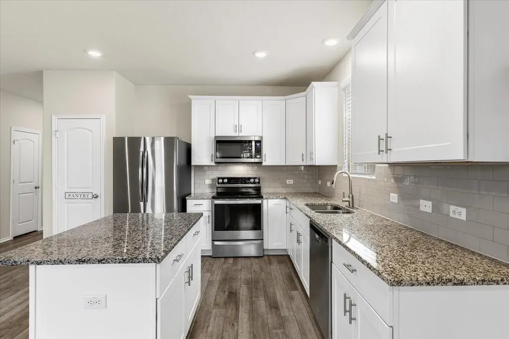 1705 T H Johnson Drive Taylor TX 76574