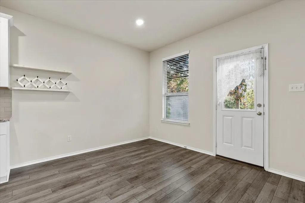 1705 T H Johnson Drive Taylor TX 76574