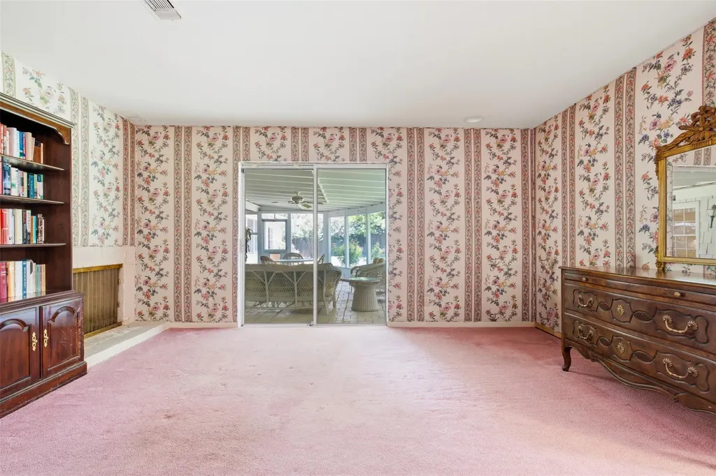 4202 Farhills Drive Austin TX 78731