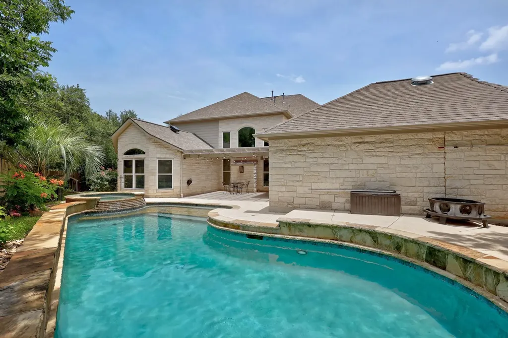 3502 Hidden Oaks Cove Round Rock TX 78681