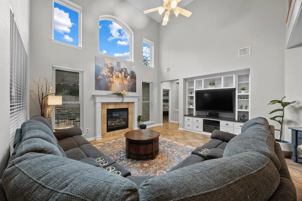 3502 Hidden Oaks Cove Round Rock TX 78681