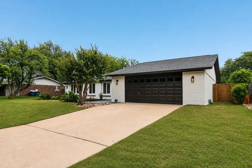 11809 Charing Cross Road Austin TX 78759