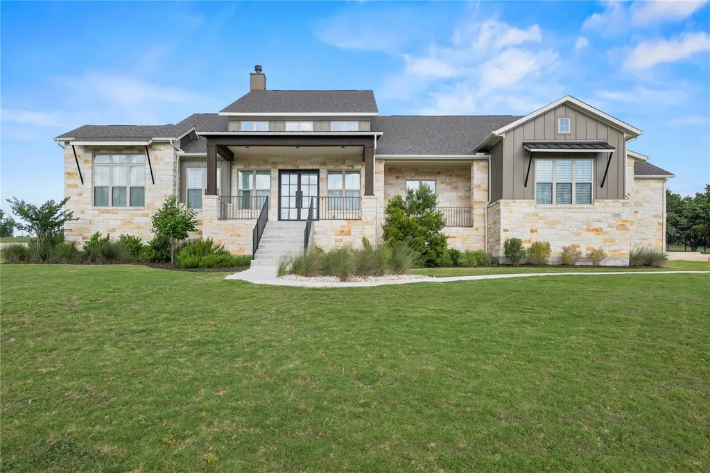 120 Rancho Deluxe Liberty Hill TX 78642
