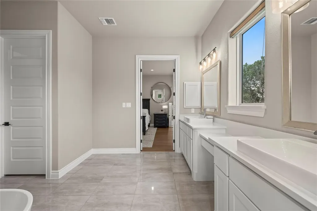 120 Rancho Deluxe Liberty Hill TX 78642