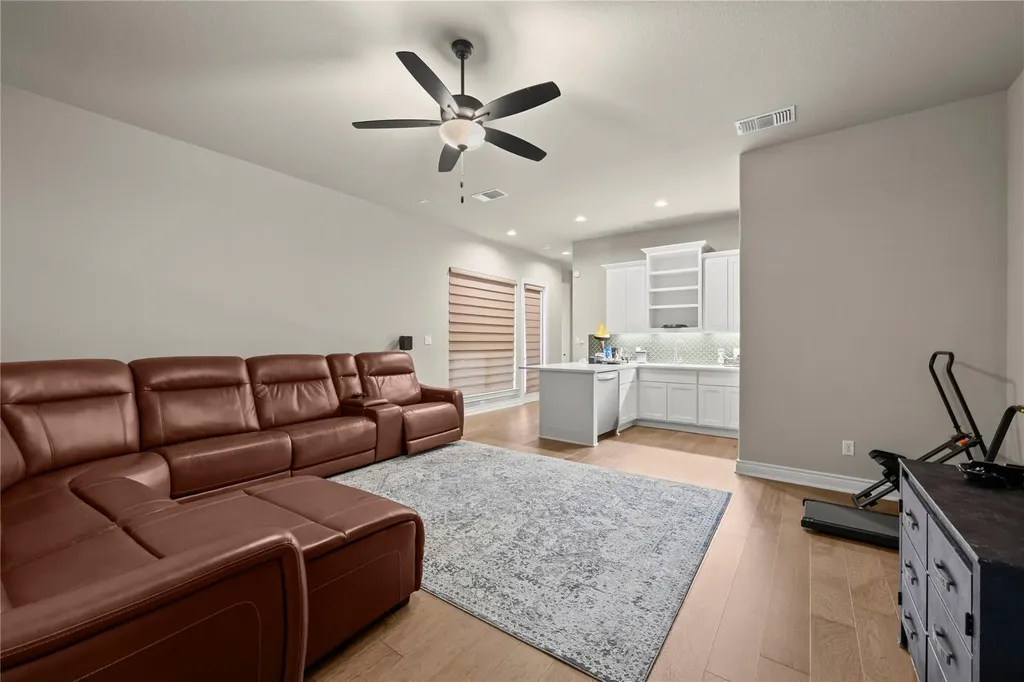 120 Rancho Deluxe Liberty Hill TX 78642