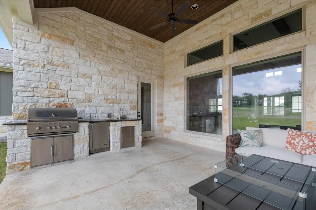 120 Rancho Deluxe Liberty Hill TX 78642