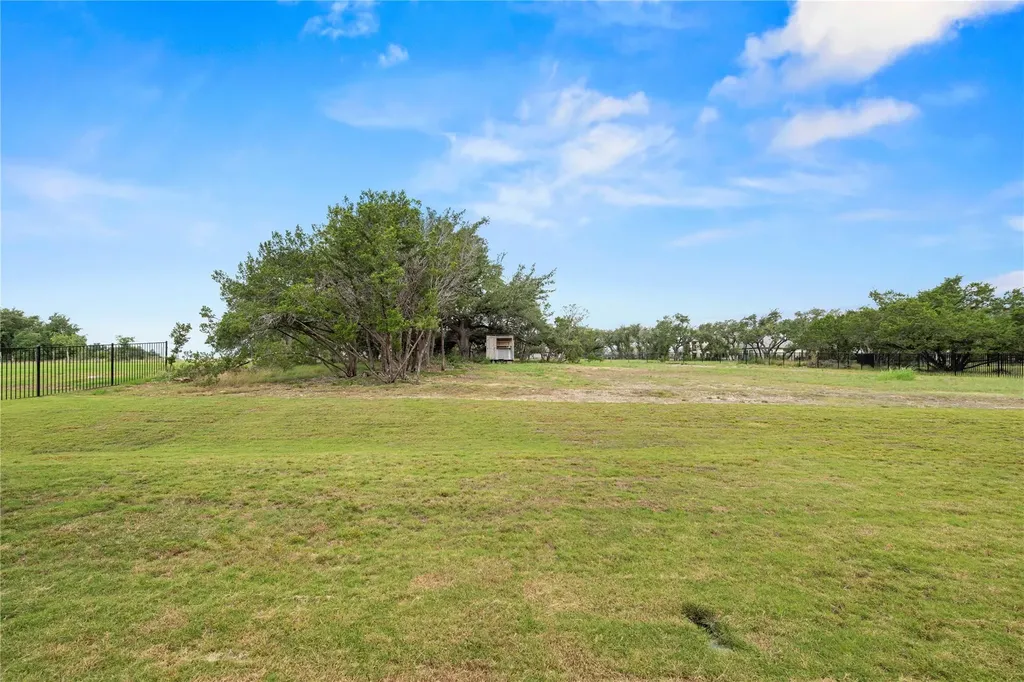 120 Rancho Deluxe Liberty Hill TX 78642