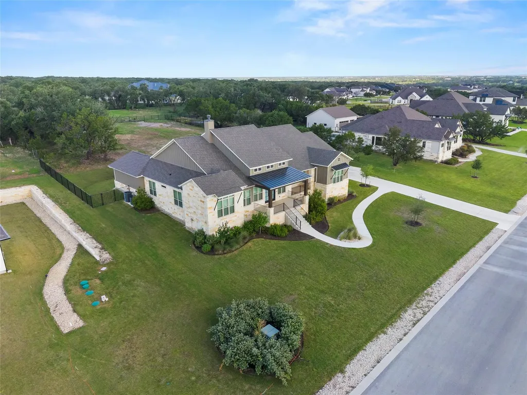 120 Rancho Deluxe Liberty Hill TX 78642