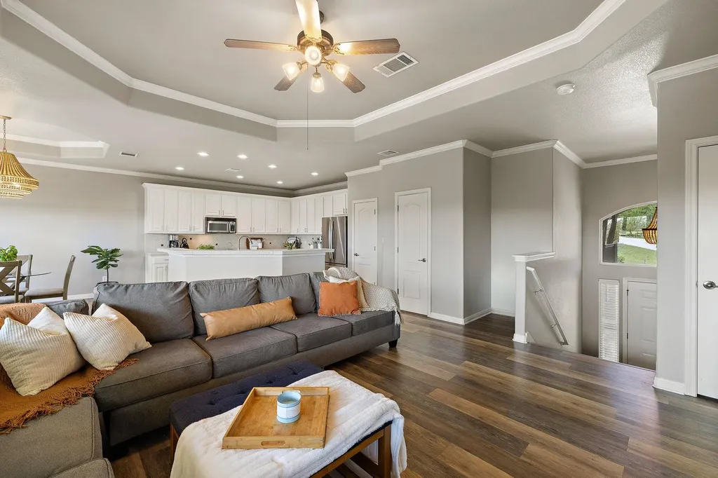 501 Lakeland Circle Lago Vista TX 78645