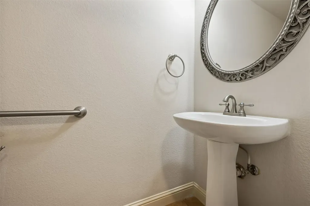 3745 Derby Trail Round Rock TX 78681