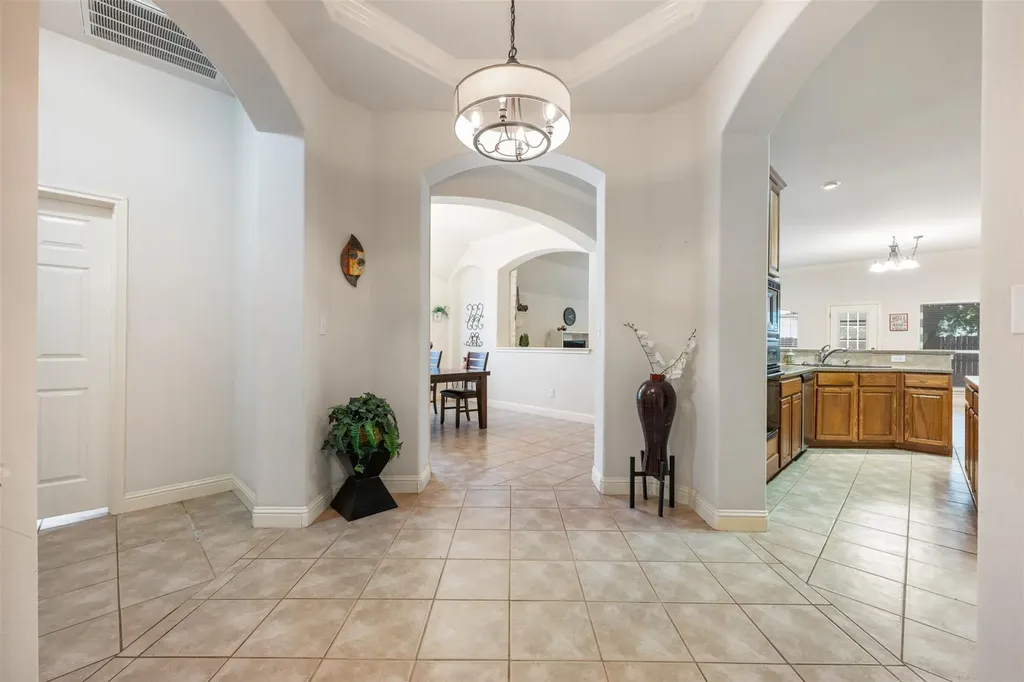 3745 Derby Trail Round Rock TX 78681