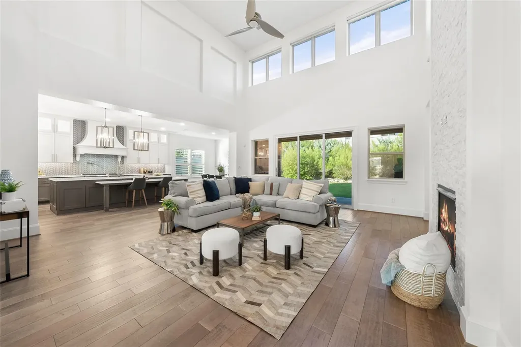 312 Bisset Court Austin TX 78738