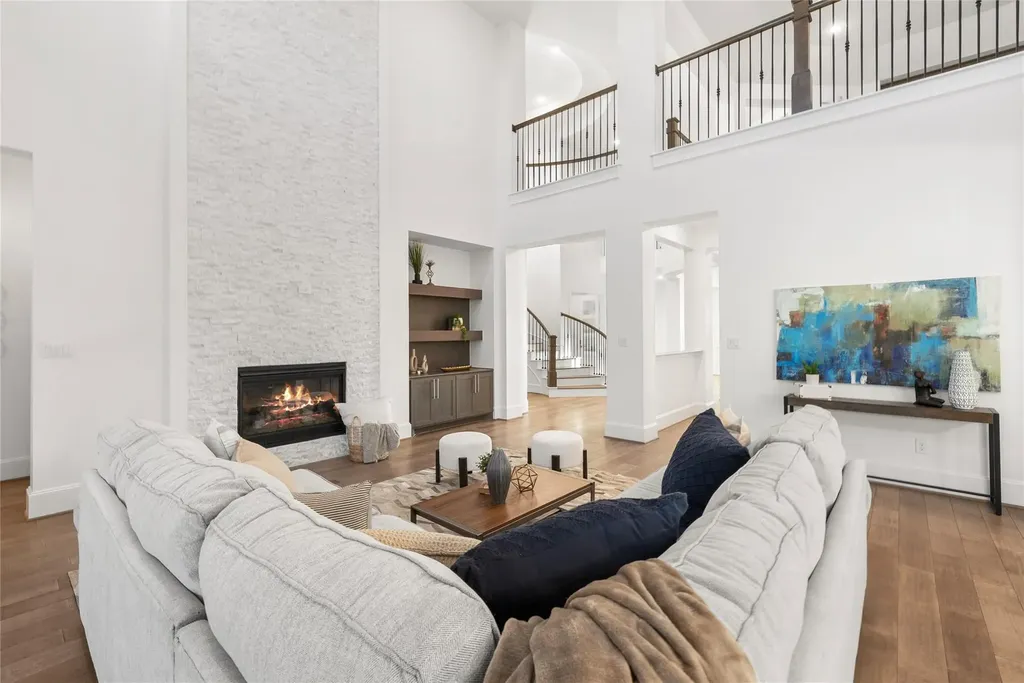 312 Bisset Court Austin TX 78738