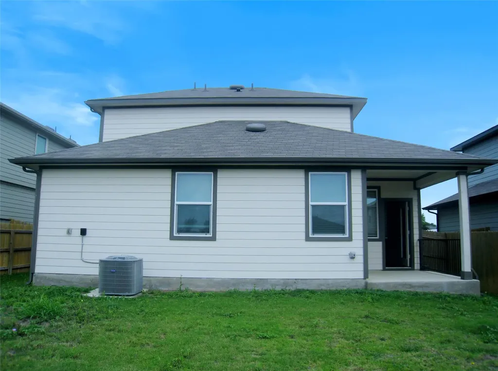 288 Caddo Bend Kyle TX 78640
