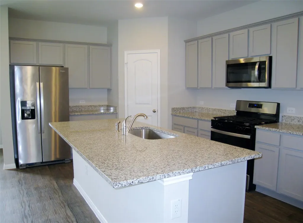 288 Caddo Bend Kyle TX 78640