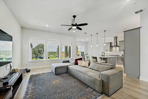 17211 Hattie Trace Austin TX 78738