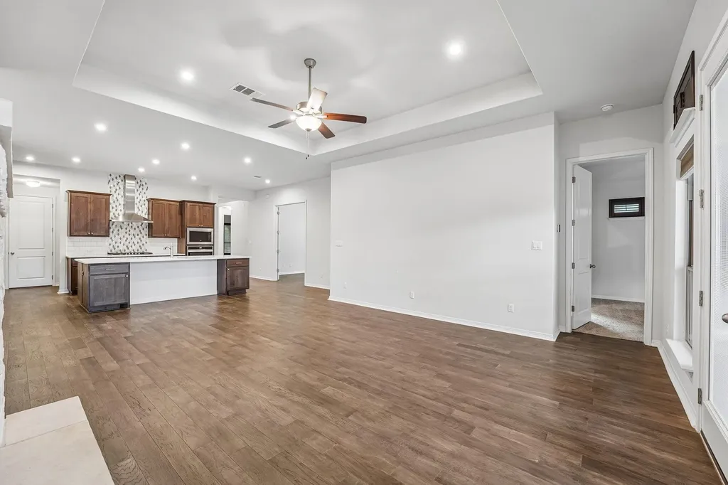 207 Mineral River Loop Kyle TX 78640
