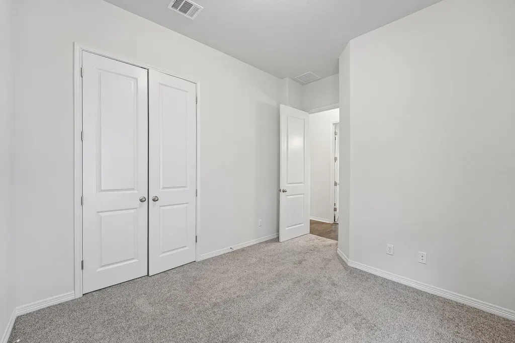 207 Mineral River Loop Kyle TX 78640