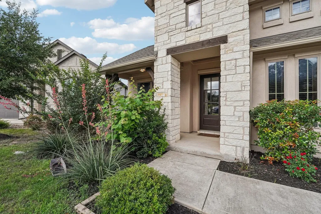 207 Mineral River Loop Kyle TX 78640