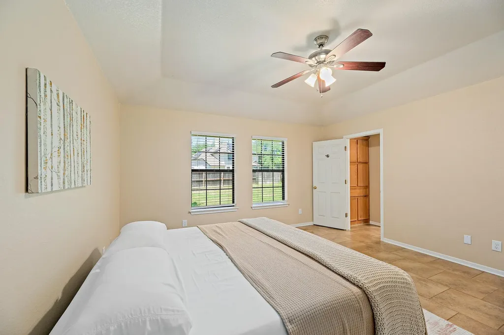111 Stephen Lane Georgetown TX 78626