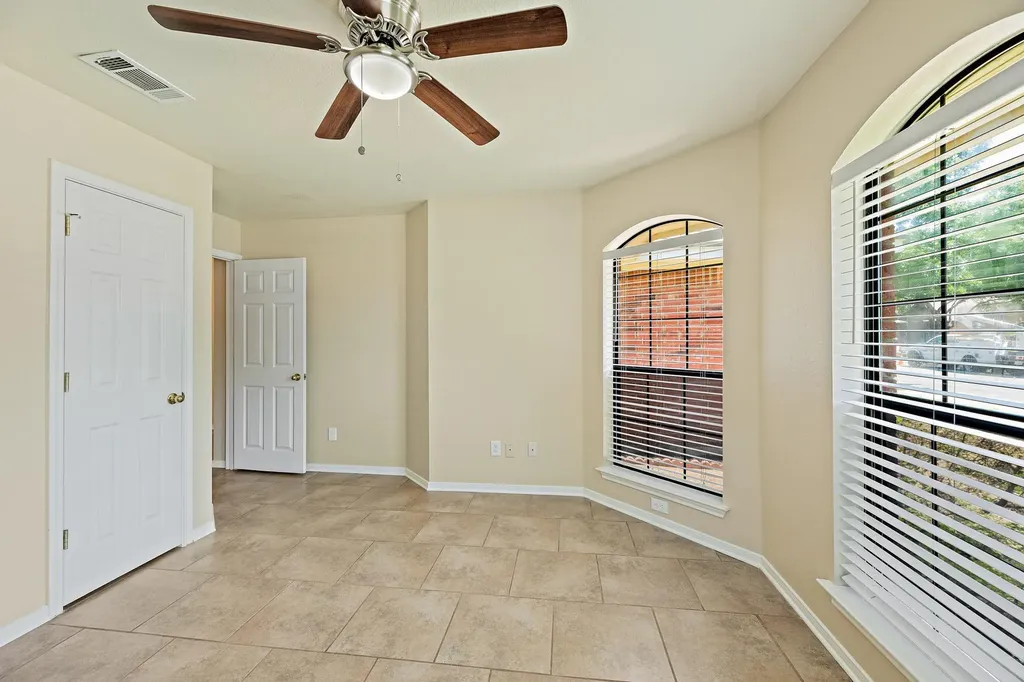 111 Stephen Lane Georgetown TX 78626