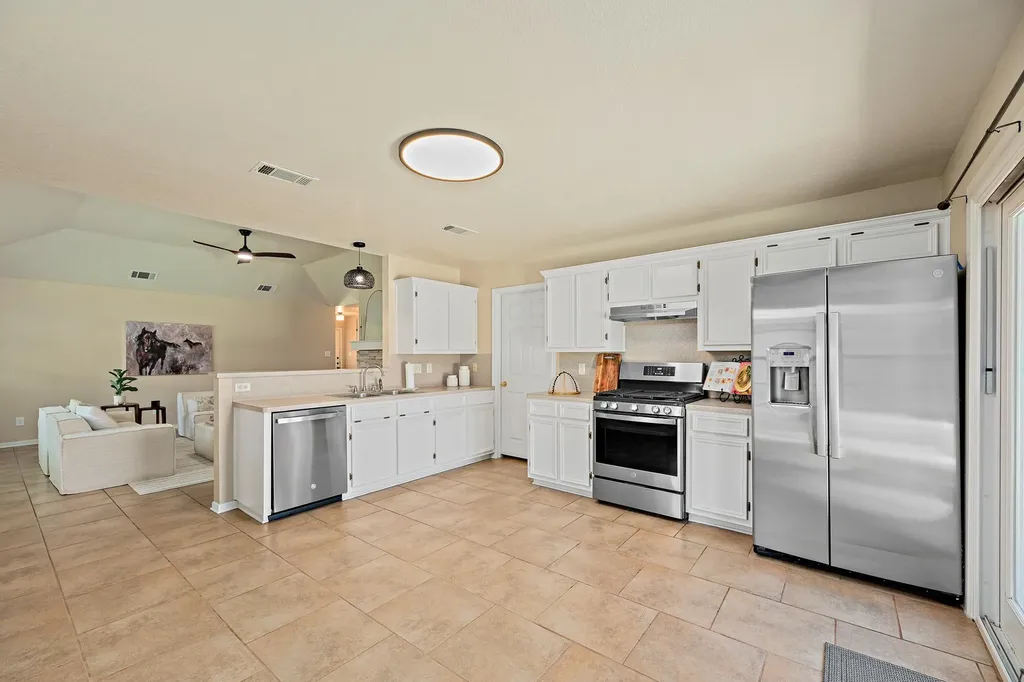 111 Stephen Lane Georgetown TX 78626