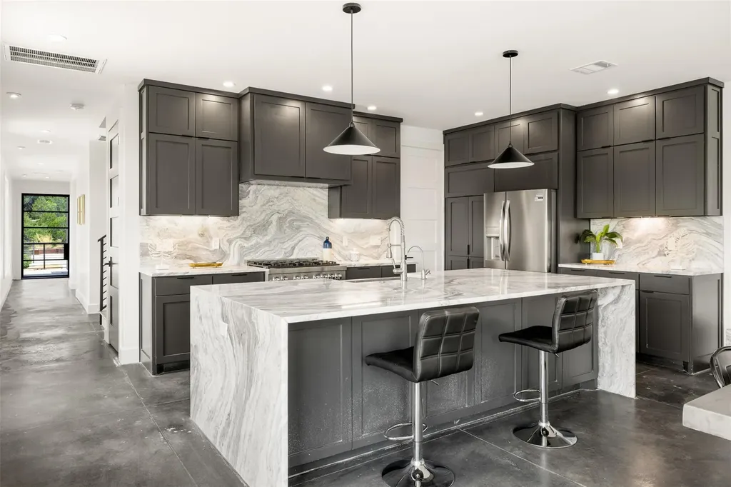 15040 Broken Bow Trail Austin TX 78734
