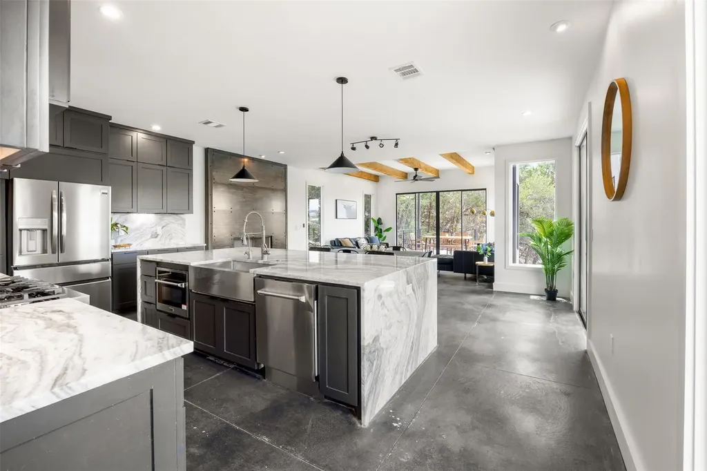15040 Broken Bow Trail Austin TX 78734