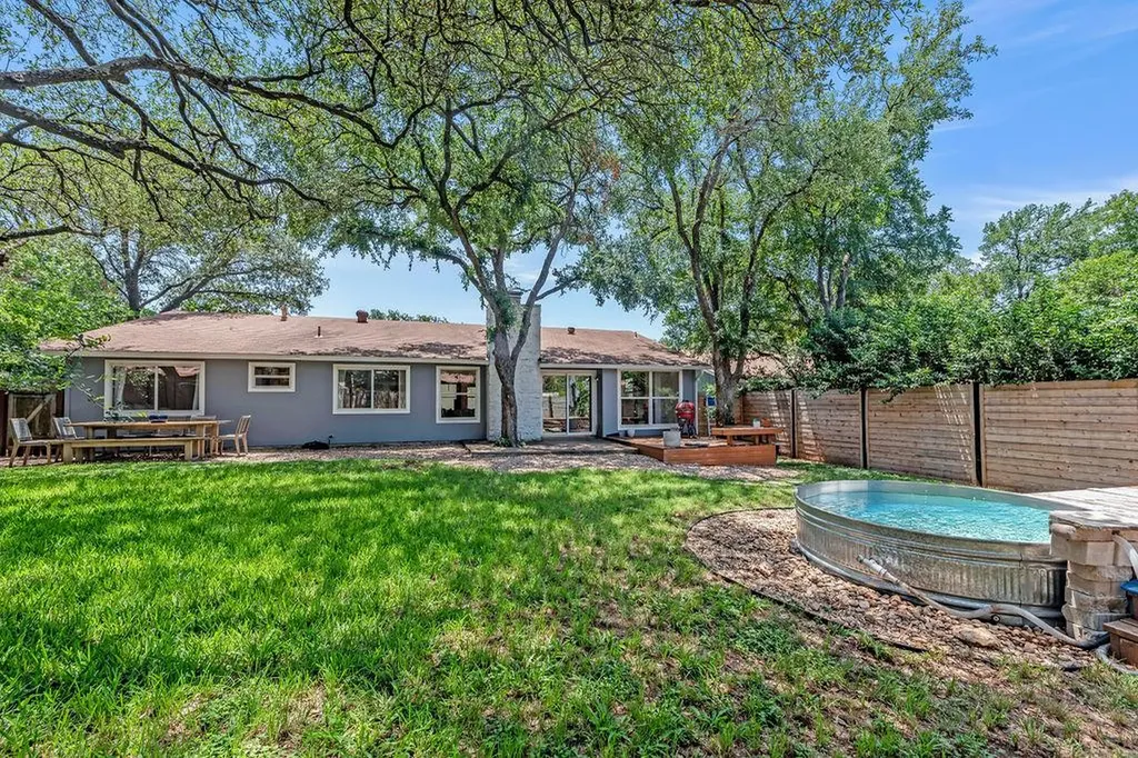 12002 Saxony Lane Austin TX 78727