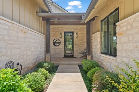 1457 Avenida High View Driftwood TX 78619